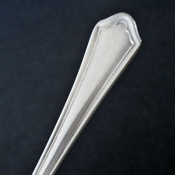 Hotel Plate Oneida 4 Silverplate Cocktail Forks Clearance #2