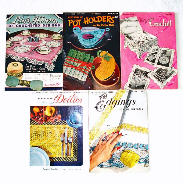 Lot 5 Crochet Pattern Booklets 1940s 1950s Pot Holders, Doilies, Baby, More
