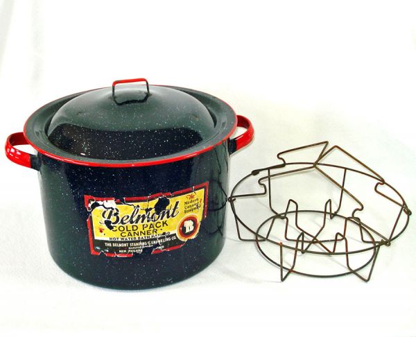 Belmont 1940s Enamel Graniteware Canning Kettle #2