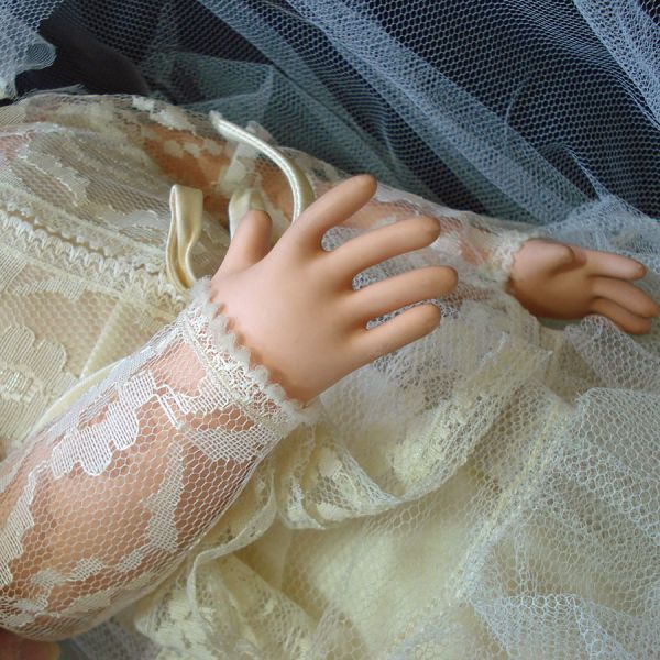 Betty Beautiful Bride Doll in Original Box Clearance #7