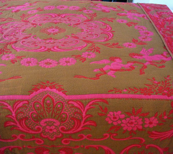 Nettle Creek Romance Queen Bedspread Red Pink Cherubs Clearance #3