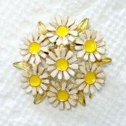 Daisy Cluster Enameled Goldtone Pin or Brooch Clearance