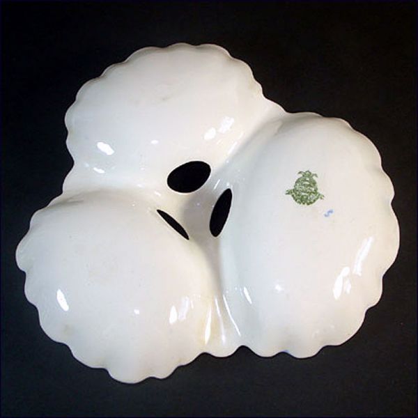 Crown Ducal Floral Clover Shape 3 Section Dish Clearance #3