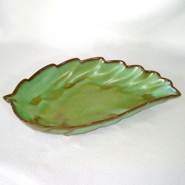 Frankoma Plainsman Prairie Green 12 inch Leaf Dish