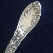 La Concorde 1910 Rogers Oneida Twist Handle Master Butter Knife Clearance