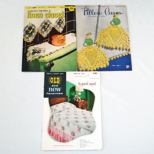 Linen Closet, Pillowcases, Bedspreads Lot 3 Crochet Pattern Booklets 1950s
