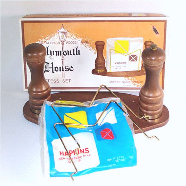 Boxed Wood Pepper Grinder Shaker Napkin Holder Set Clearance