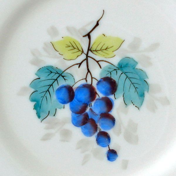 Westmoreland Grapes Beaded Edge Dinner Plate Clearance #2