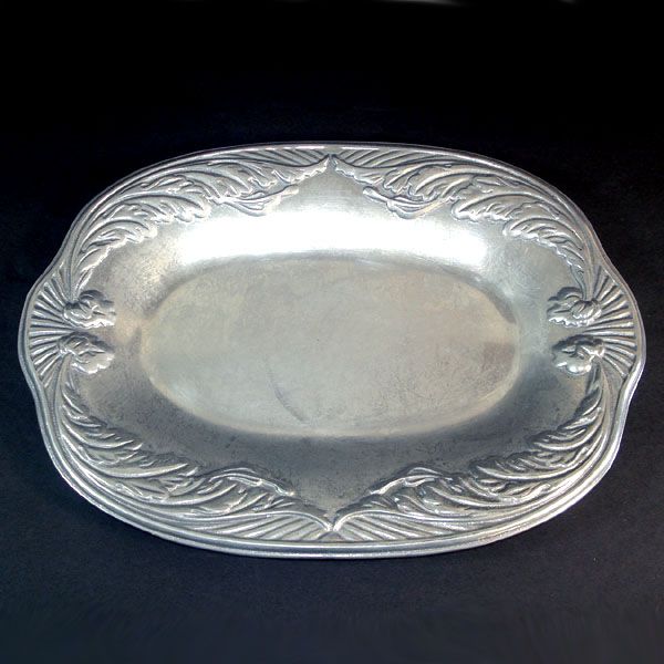 Wilton Armetale Pewter Acanthus Oval Platter Clearance